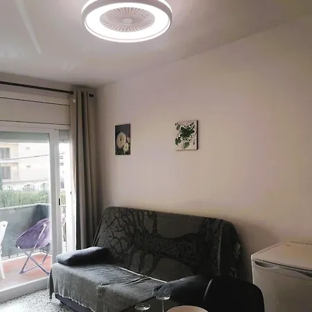 En El Corazon De Santa Margarita, Cerca De La Playa, Con Terraza Y Parking. - Es-258-61 * 罗萨斯